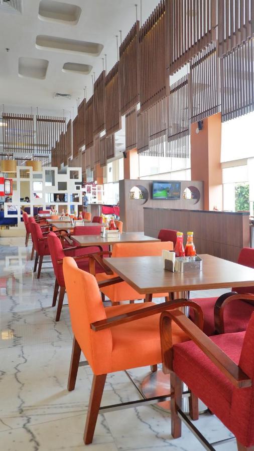 Holiday Inn Express Jakarta Pluit Citygate By Ihg Exterior foto
