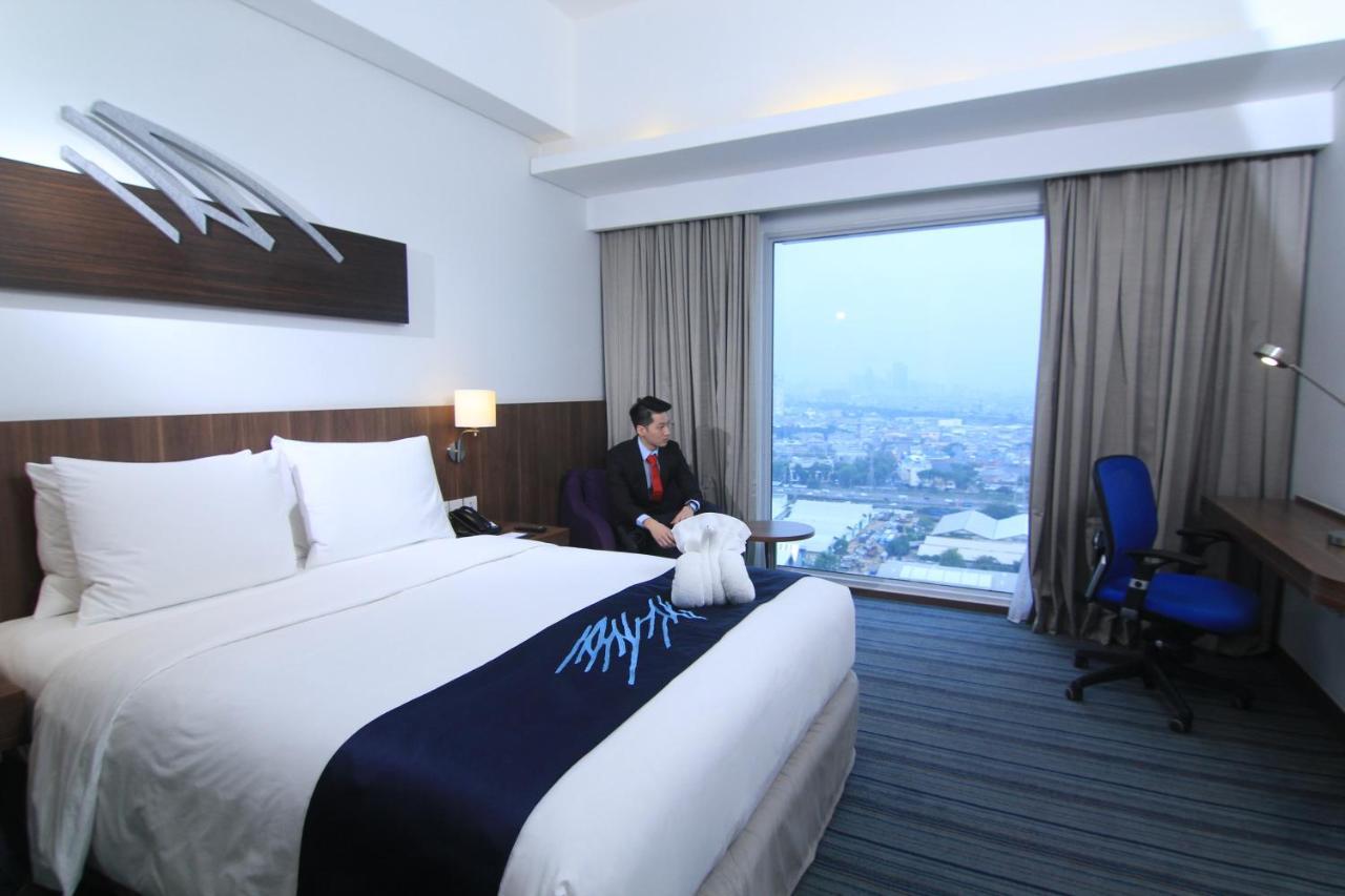 Holiday Inn Express Jakarta Pluit Citygate By Ihg Exterior foto