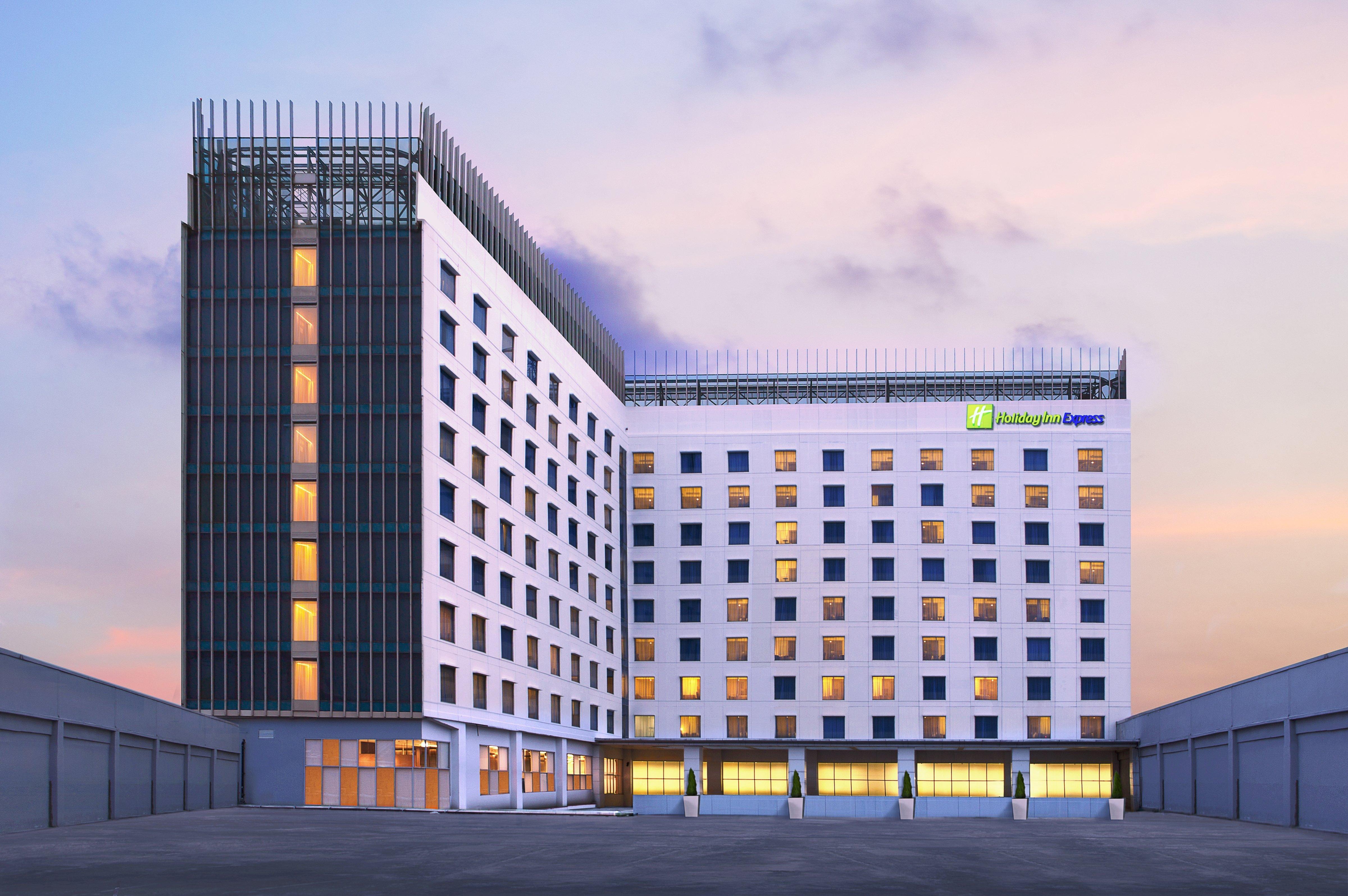 Holiday Inn Express Jakarta Pluit Citygate By Ihg Exterior foto
